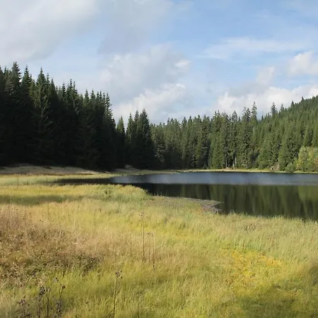 Nova Lake * Nova Pec